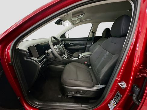 Used 2025 Hyundai Tucson SEL AWD/4WD image 13
