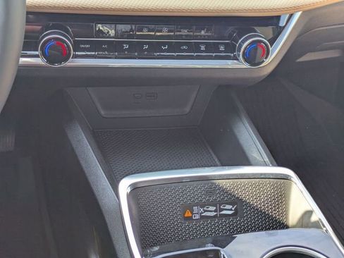 New 2026 Chevrolet Equinox ACTIV w/ Safety and Technology Package image 21