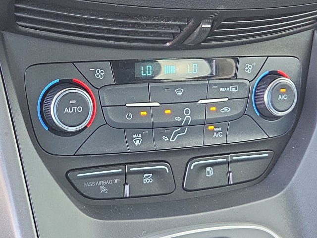 Used 2017 Ford C-MAX SE FWD image 19