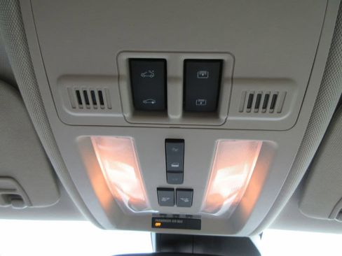 Used 2016 Cadillac SRX Performance w/ Driver Awareness Package image 32