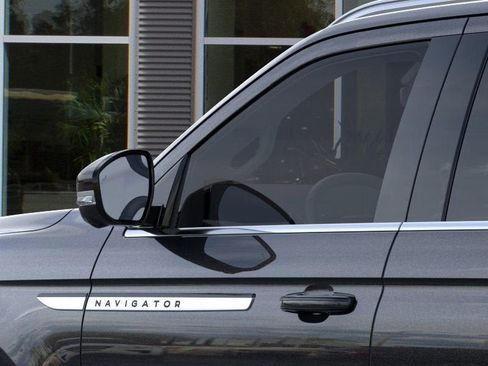New 2026 Lincoln Navigator Reserve image 43