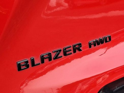 Used 2023 Chevrolet Blazer RS w/ Enhanced Convenience Package image 31