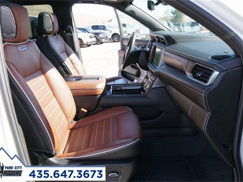 Used 2024 GMC Yukon Denali Ultimate image 39