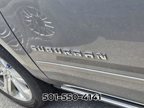 Used 2017 Chevrolet Suburban Premier AWD/4WD image 9