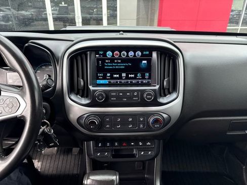 Used 2018 Chevrolet Colorado ZR2 w/ ZR2 Midnight Special Edition AWD/4WD image 21