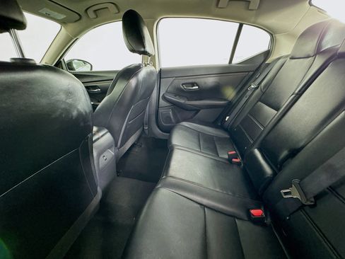 Used 2024 Nissan Sentra SR w/ SR Premium Package FWD image 24