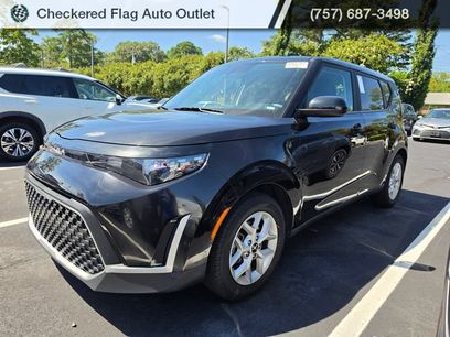 Used 2024 Kia Soul LX w/ Option Group 015