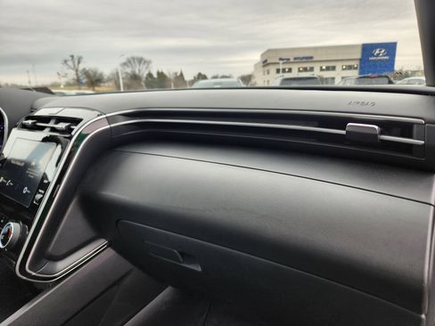 Certified 2022 Hyundai Santa Cruz SEL image 17