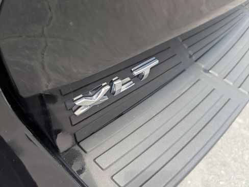 Used 2024 Ford Expedition XLT AWD/4WD image 33