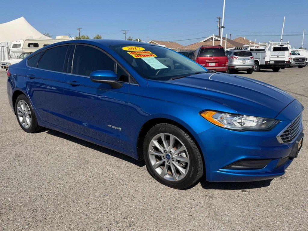 Used 2017 Ford Fusion S FWD image 3