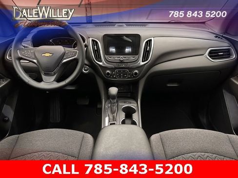 Used 2024 Chevrolet Equinox LT image 7