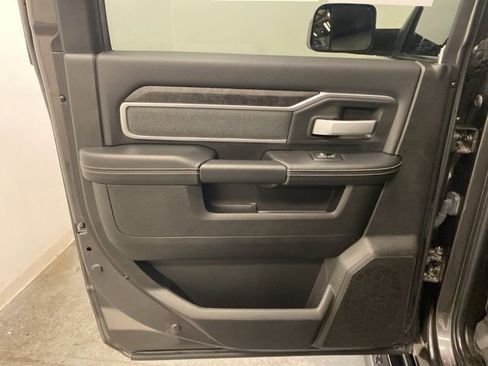 Used 2022 RAM 2500 Big Horn w/ Level C Equiment Group image 24