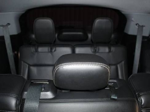 Used 2023 Ford Explorer XLT w/ Equipment Group 202A RWD image 21