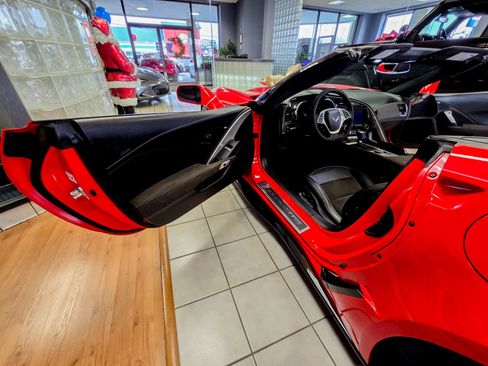 Used 2017 Chevrolet Corvette Grand Sport image 5