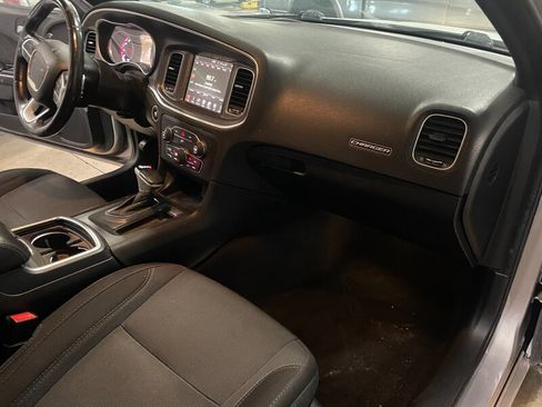 Used 2015 Dodge Charger R/T image 16