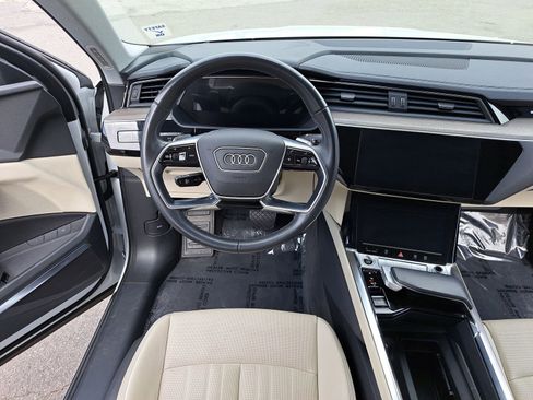 Certified 2024 Audi Q8 e-tron Premium Plus image 16