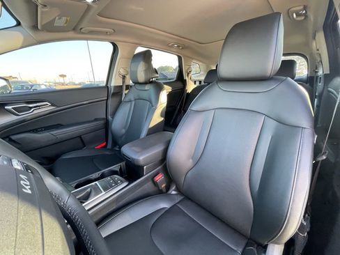 Used 2026 Kia Sportage EX image 22
