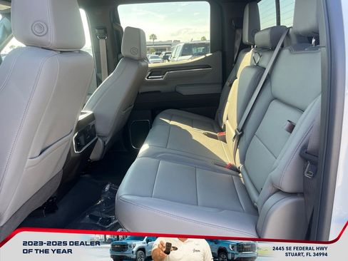 New 2026 GMC Sierra 1500 SLT w/ SLT Premium Plus Package image 11