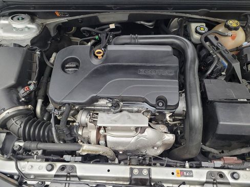 Used 2020 Chevrolet Malibu LT FWD image 30