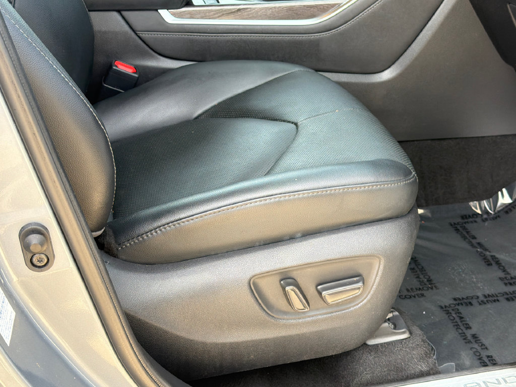 Used 2021 Toyota Highlander Limited AWD/4WD image 11