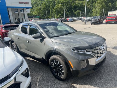 Used 2024 Hyundai Santa Cruz SEL AWD/4WD image 3