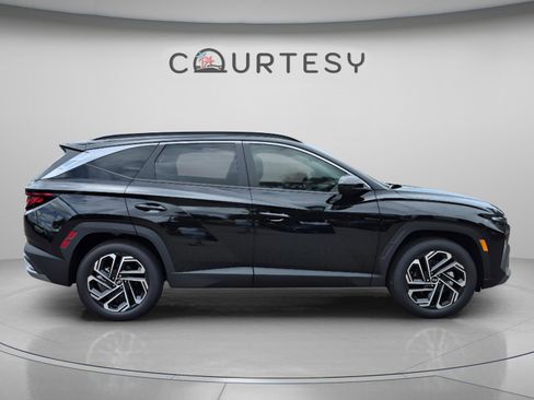 New 2026 Hyundai Tucson SEL Plus FWD image 6