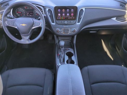 Used 2024 Chevrolet Malibu LT image 16