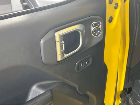 Used 2018 Jeep Wrangler Unlimited Sport S image 17