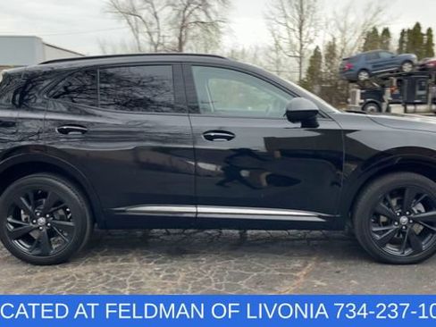 Certified 2022 Buick Envision Essence w/ Sport Touring Package image 9