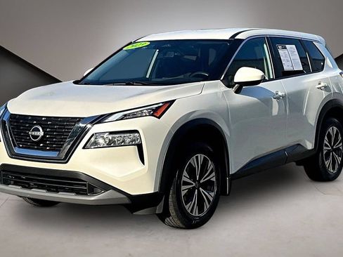 Certified 2023 Nissan Rogue SV AWD/4WD image 3