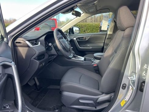 New 2025 Toyota RAV4 LE image 15