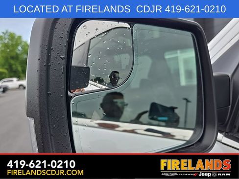 New 2026 RAM 1500 Laramie AWD/4WD image 11