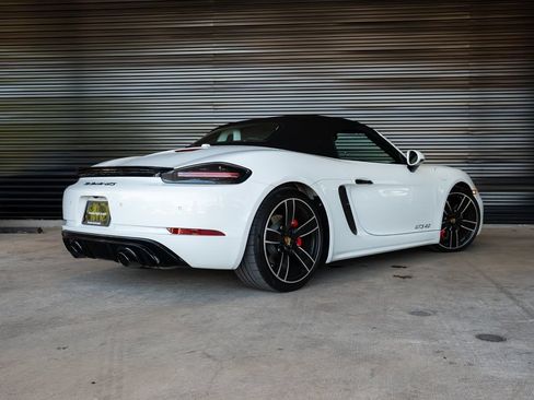 Certified 2025 Porsche 718 Boxster GTS RWD image 7