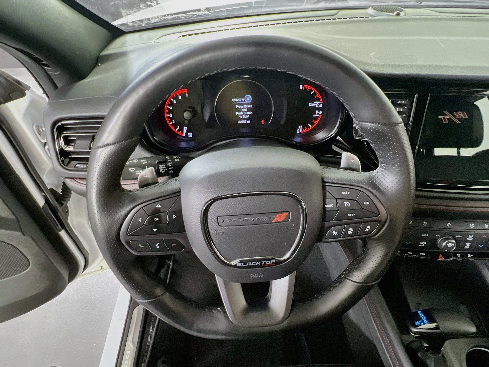 Used 2023 Dodge Durango R/T w/ Tow 'N Go Package AWD/4WD image 11