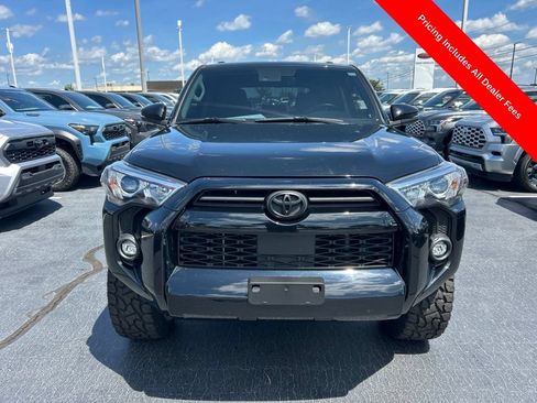 Used 2023 Toyota 4Runner SR5 Premium w/ Moonroof Package RWD image 24