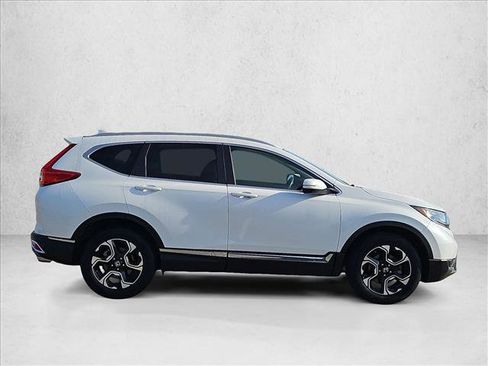 Used 2019 Honda CR-V Touring image 4