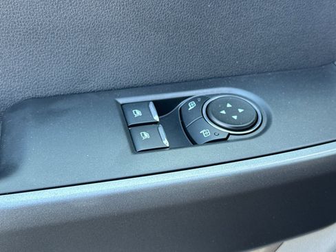 New 2025 Ford F250 XLT w/ F-250 >10K GVWR Package image 11