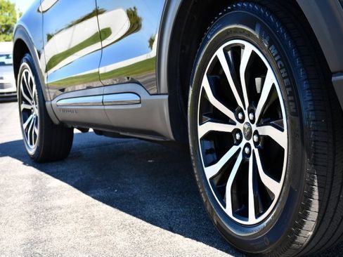 Used 2020 Ford Explorer ST w/ Premium Technology Package image 11