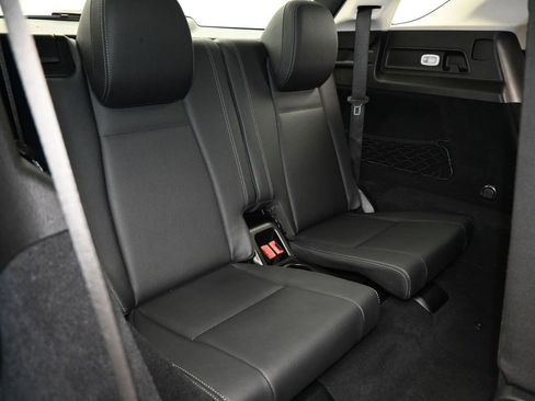 Used 2024 Mercedes-Benz GLE 450 4MATIC image 49