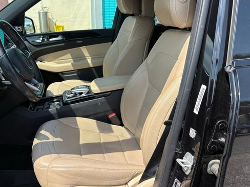 Used 2017 Mercedes-Benz GLE 43 AMG 4MATIC image 9