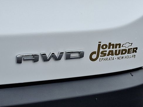 Used 2023 GMC Acadia SLT image 38