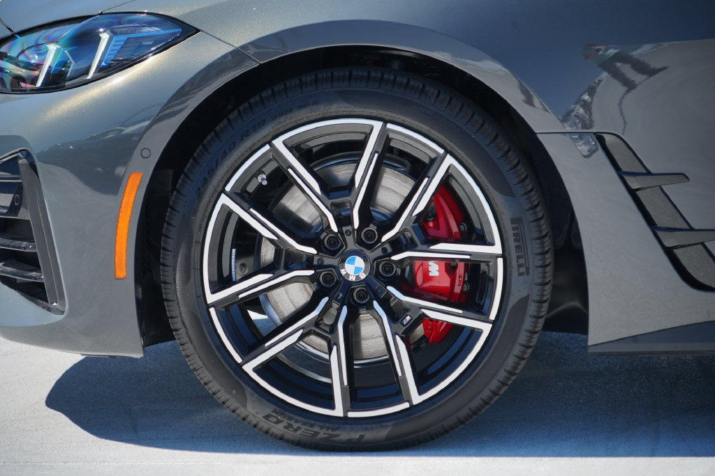 New 2027 BMW M440i w/ Premium Package RWD image 5