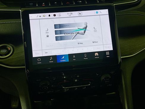 Used 2022 Jeep Grand Cherokee Limited 4xe image 24