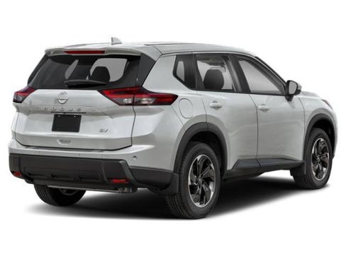 Used 2024 Nissan Rogue SV AWD/4WD image 2