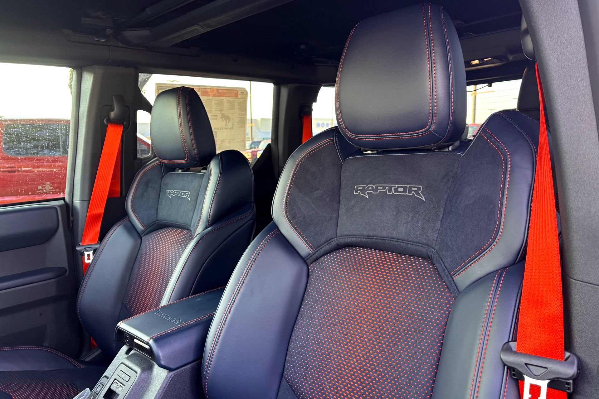 New 2025 Ford Bronco Raptor w/ Interior Carbon Fiber Pack AWD/4WD image 7