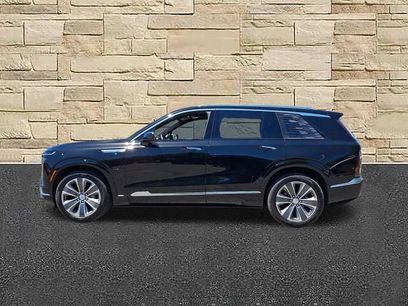 Certified 2026 Cadillac Vistiq Luxury