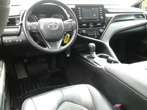 Used 2024 Toyota Camry SE FWD image 13