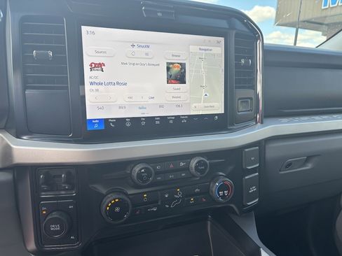 New 2025 Ford F350 XLT image 10