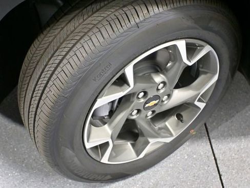 New 2026 Chevrolet Trax LT w/ Driver Confidence Package image 8