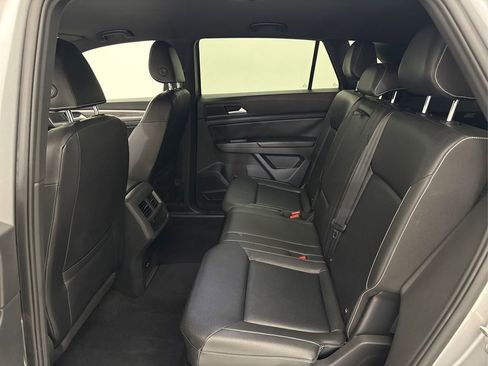 Used 2019 Volkswagen Atlas SE w/ Towing Package image 25